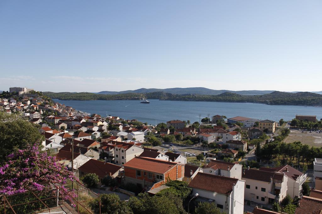 Apartment Heli Šibenik Kamer foto