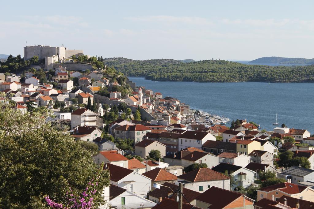 Apartment Heli Šibenik Kamer foto